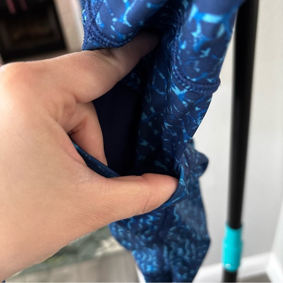 lululemon Blue Patterned biker Shorts - Picture 7 of 10